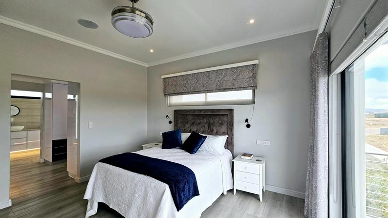 4 Bedroom Property for Sale in Renosterbos Estate Western Cape